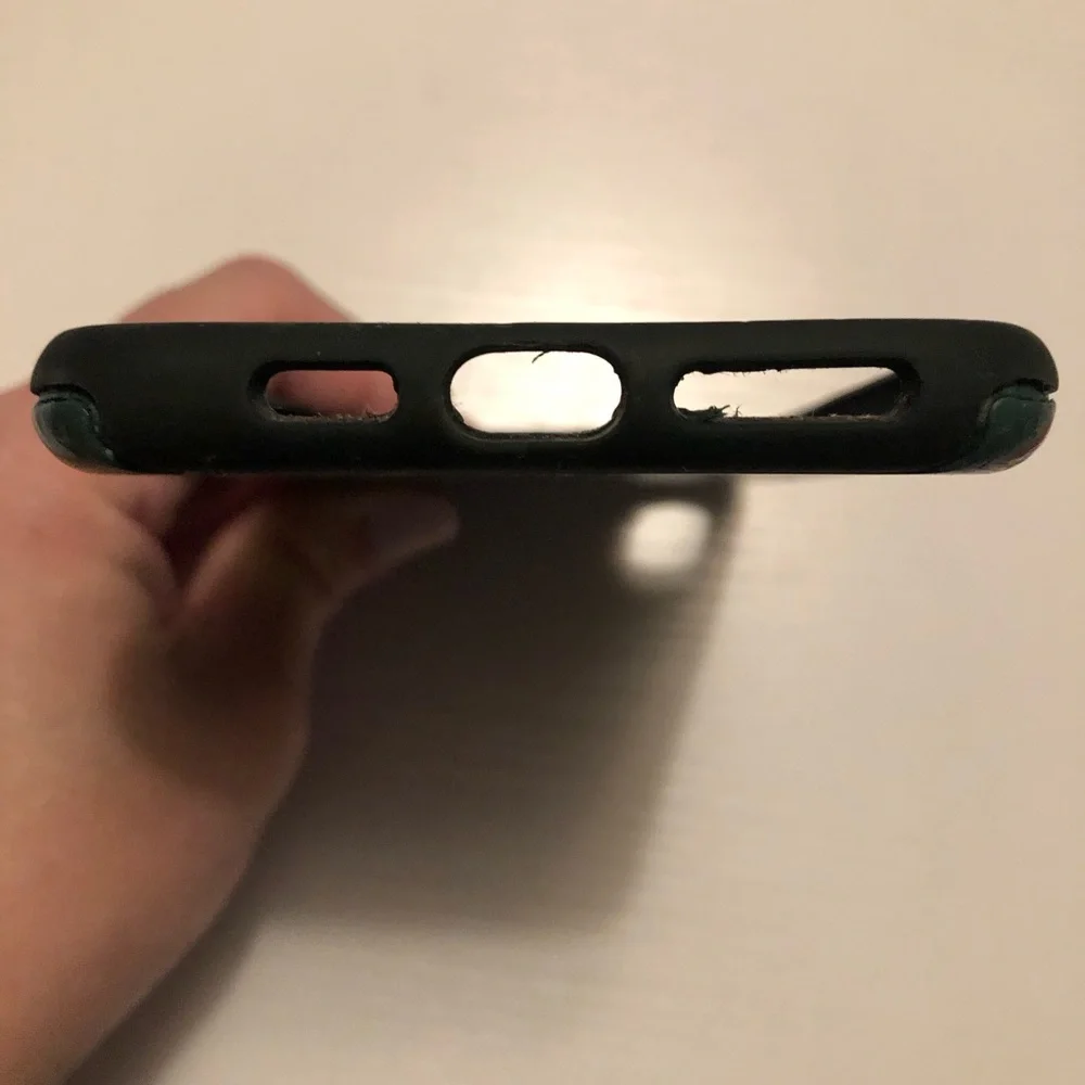 Men’s OutterBox men’s Plus X iPhone green case